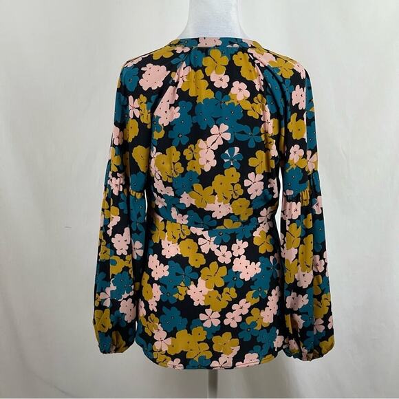 Cabi Black Bold Floral Button Down Cottage DollCore Shirt NWOT Size XS Oversized - Picture 5 of 11